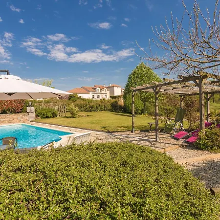 Luxurious Villa In Rouzede With Private Swimming Pool La Séguinie