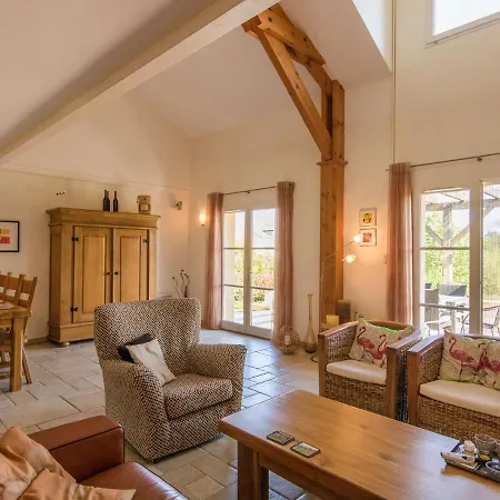 Luxurious Villa In Rouzede With Private Swimming Pool Βίλα La Séguinie
