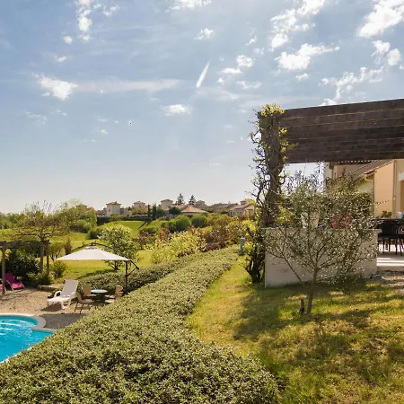 Βίλα Luxurious Villa In Rouzede With Private Swimming Pool La Séguinie