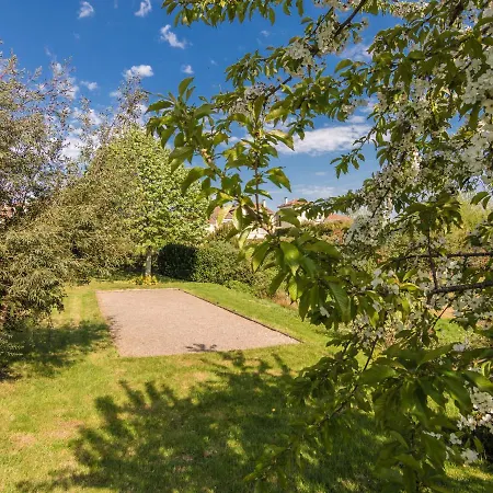 Βίλα Luxurious Villa In Rouzede With Private Swimming Pool